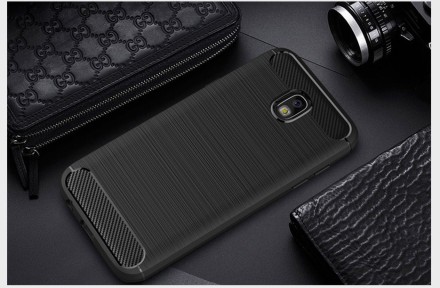 Накладка силиконовая для Samsung Galaxy J3 (2017) J330 под карбон и сталь черная