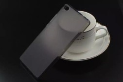 Накладка KissWill силиконовая для Huawei Ascend P8 Lite прозрачно-черная