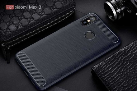 Накладка силиконовая для Xiaomi Mi Max 3 карбон сталь синяя