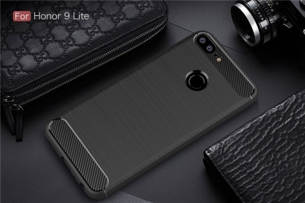 Накладка силиконовая для Huawei Honor 9 Lite карбон сталь черная