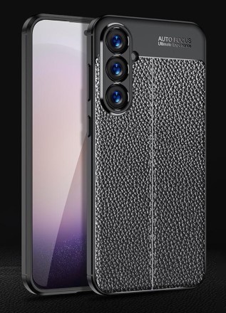Накладка силиконовая для Samsung Galaxy S24 под кожу чёрная