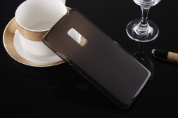 Накладка KissWill силиконовая для OnePlus Two прозрачно-черная